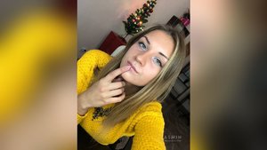 18yo teen girl webcam