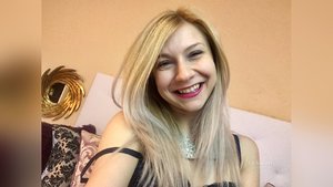 Girl live sex