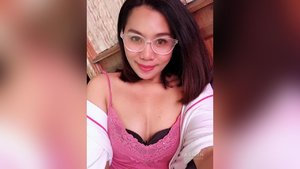 Tiny tits asian webcam dildo