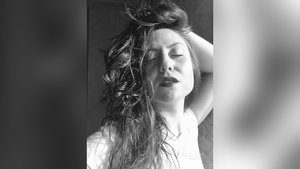 Camgirl squirt