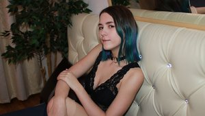 18yo piercing