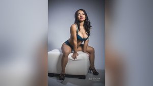 Italian big tit teen dancing