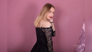 18yo striptease